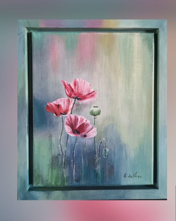 bloem op een vaag gekleurde achtergrond  
Afmetingen doek 30x25 prijs € 85,--
de lijst eromheen is van hout en mee geverfd in de kleuren van het schilderij